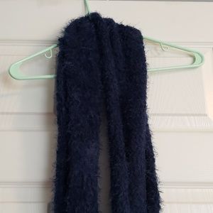 Fuzzy scarf